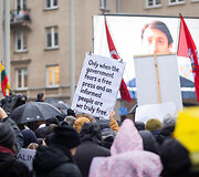 Protestas &bdquo;&Scaron;alin rankas nuo laisvo žodžio&ldquo;
