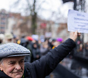 Protestas &bdquo;&Scaron;alin rankas nuo laisvo žodžio&ldquo;