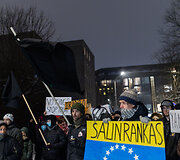 Protesto akcija prie&scaron; JAV veiksmus Venesueloje