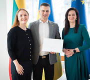 Inga Ruginienė apdovanojo Lietuvos Dakaro ralio dalyvius