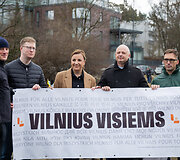 Liberalų sąjūdžio atstovų akcija Vilniuje prie&scaron; ksenofobiją