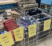 Prekių kainos parduotuvėje &bdquo;Litas&rdquo;