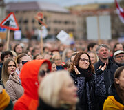 Vilniaus Katedros aik&scaron;tėje surengta protesto akcija &bdquo;&Scaron;alin rankas nuo laisvo žodžio&ldquo;