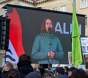 Protestas ,,&Scaron;alin rankas nuo laisvo žodžio&ldquo;