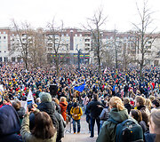 Protestas ,,&Scaron;alin rankas nuo laisvo žodžio&ldquo;