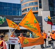 Profesinės sąjungos &bdquo;Solidarumas&ldquo; piketas &bdquo;Ar darbuotojai &scaron;iuk&scaron;lės?!&ldquo;