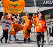 Profesinės sąjungos &bdquo;Solidarumas&ldquo; piketas &bdquo;Ar darbuotojai &scaron;iuk&scaron;lės?!&ldquo;