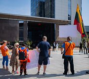 Profesinės sąjungos &bdquo;Solidarumas&ldquo; piketas &bdquo;Ar darbuotojai &scaron;iuk&scaron;lės?!&ldquo;