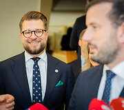 Socialdemokratų partijos, Lietuvos valstiečių ir žaliųjų sąjungos bei Demokratų sąjungos &bdquo;Vardan Lietuvos&ldquo; atstovų derybos 