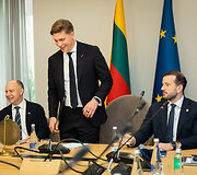 Socialdemokratų partijos, Lietuvos valstiečių ir žaliųjų sąjungos bei Demokratų sąjungos &bdquo;Vardan Lietuvos&ldquo; atstovų derybos 