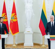 Jakovas Milatovičius, Gitanas Nausėda
