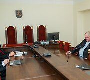 Vilniaus apygardos teismas nagrinėja buvusio kunigo Tado &Scaron;vedavičiaus bylą