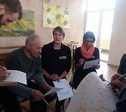 Joni&scaron;kio rajono partnerystės vietos veiklos grupės projekto &bdquo;Vaikai užauginti&ldquo; dalyviai