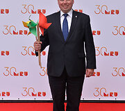 MRU 30-mečio &scaron;ventė