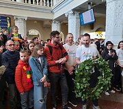  Gerbėjai laukia sugrįžtančio Aurimo Valujavičiaus
