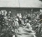 Velykių sodyboje