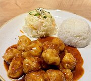Donatas Karklius kinų restorane &bdquo;Shimai SUSHI & WOK&ldquo;