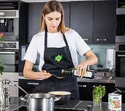 Pavyks i&scaron; pirmo karto: žinoma maisto tinklara&scaron;tininkė pasidalino aromatingos sriubos receptu