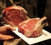 Jautienos antrekotas su kaului Ribeye steikui