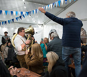 Kaune praūžė &bdquo;Volfas Engelman&ldquo; surengtas &bdquo;Oktoberfestas&ldquo;: lietuviai jau laukia &scaron;ventės 2022-aisiais