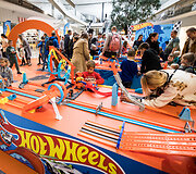 &bdquo;Vilnius Outlet&ldquo; &ndash; nemokama &bdquo;Hot Wheels&ldquo; žaidimų erdvė, kokios Lietuvoje dar nebuvo
