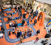 &bdquo;Vilnius Outlet&ldquo; &ndash; nemokama &bdquo;Hot Wheels&ldquo; žaidimų erdvė, kokios Lietuvoje dar nebuvo