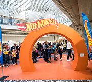 &bdquo;Vilnius Outlet&ldquo; &ndash; nemokama &bdquo;Hot Wheels&ldquo; žaidimų erdvė, kokios Lietuvoje dar nebuvo