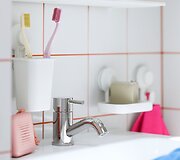 Pavasarinis vonios kambario atnaujinimas su IKEA: tai gali padaryti kiekvienas