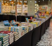 Į &bdquo;Vilnius Outlet&ldquo; sugrįžo Rudens knygų mugė: leidiniai kelia skaitymo apetitą, kainos &ndash; nuostabą