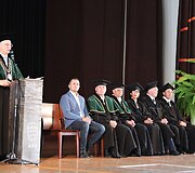 Akimirka i&scaron; ASU diplomų įteikimo &scaron;ventės