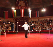 Raimondo ir Itanos Janu&scaron;evičių cirko mokyklos pasirodymų akimirka