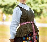 Lietuvos liaudies buities muziejaus ekskursijų vadovė-edukatorė&nbsp;Agnė Augustaitienė&nbsp;