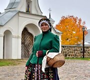 Lietuvos liaudies buities muziejaus ekskursijų vadovė-edukatorė&nbsp;Agnė Augustaitienė&nbsp;