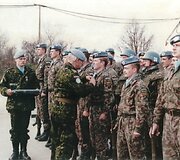Normundas Valteris, pirmas i&scaron; kairės pirmoje eilejė