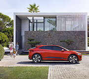 Pristatytas elektrinis &bdquo;Jaguar I-Pace&ldquo;