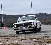 Automobilių sporto veteranai kviečia pasivaržyti velykiniame slalome
