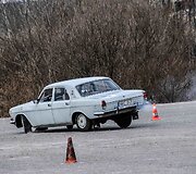 Automobilių sporto veteranai kviečia pasivaržyti velykiniame slalome