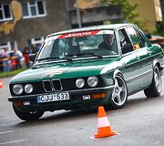 Automobilių slalomo serija startuoja Varėnoje