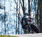 Motociklininkų treniruotė Nemuno žiedo trasoje