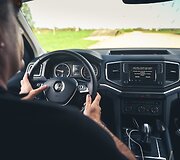 Patvirtino: vairuoti komercinį automobilį tas pats, kas lengvajį