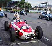 Rygos lenktynių trasoje &ndash; sunki lietuvių kova dėl pergalės ir &bdquo;Formula Junior&ldquo; prieskoniai
