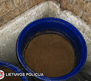 Naminukės gamyba