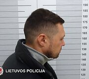 Sostinės kriminalistai pra&scaron;o atsiliepti nukentėjusius nuo &scaron;io vyro