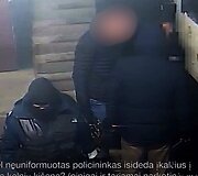 Reido metu nustebino &bdquo;slaptojo pareigūno&ldquo; veiksmai
