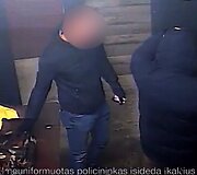 Reido metu nustebino &bdquo;slaptojo pareigūno&ldquo; veiksmai
