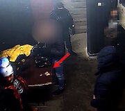 Reido metu nustebino &bdquo;slaptojo pareigūno&ldquo; veiksmai