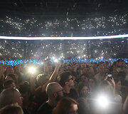 Dua Lipos koncerto Kaune akimirka