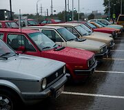 Vilniuje susirinko senų automobilių entuziastai