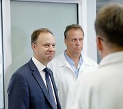 Sveikatos apsaugos ministras Aurelijus Veryga lankėsi Vilniaus universiteto ligoninės Santaros klinikose