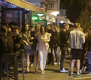 Jaunimo linksmybės Vilniaus gatvėse